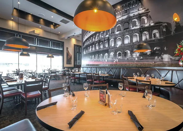 Acclaim Hotel By Clique Calgary